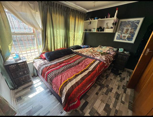 3 BEDROOM HOUSE FOR SALE IN MINNEBRON